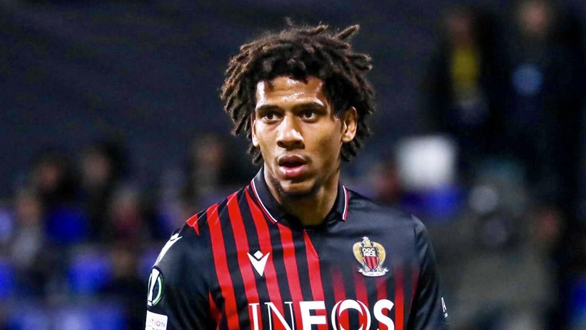 Juventus cách mạng: Thiago Motta thanh lý 8 cầu thủ, nhắm đến bộ ba trung vệ mới