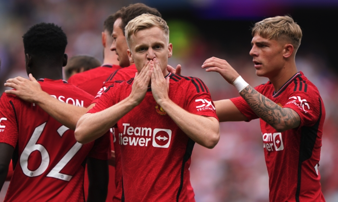 Chuyển nhượng 02/04: 4 cầu thủ rời OTF tự do, M.U hoàn tất HĐ mới; Arsenal sẵn sàng ký sao Man City kế tiếp
