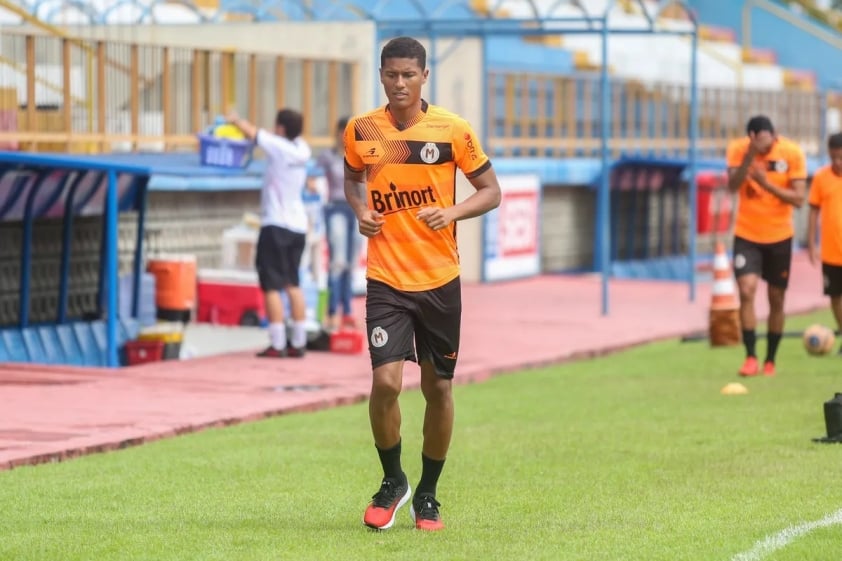 CLB Bình Định bổ sung tiền đạo Gabriel Morbeck từ Brazil