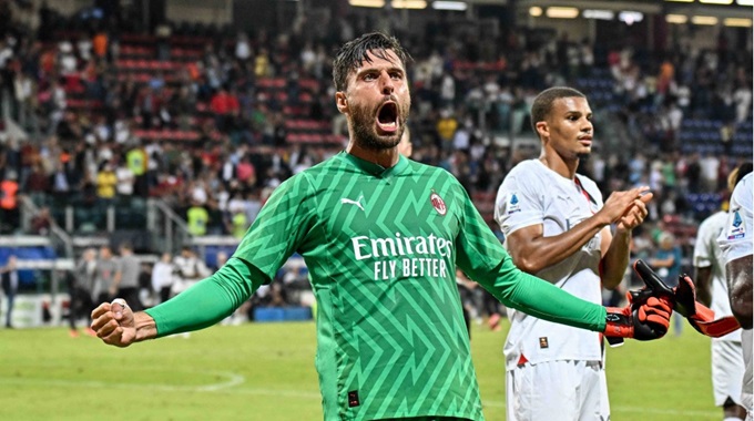 Chấn thương nghiêm trọng của Sportiello mở đường cho việc bổ sung thủ môn mới tại Milan