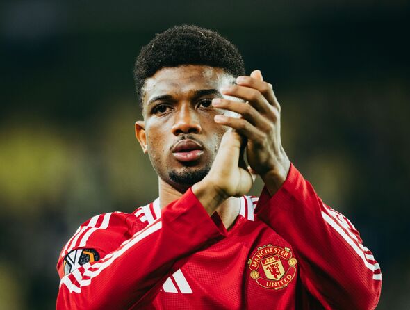 Giải thích lý do Erik ten Hag loại Amad Diallo khỏi đội hình xuất phát trước Fenerbahce