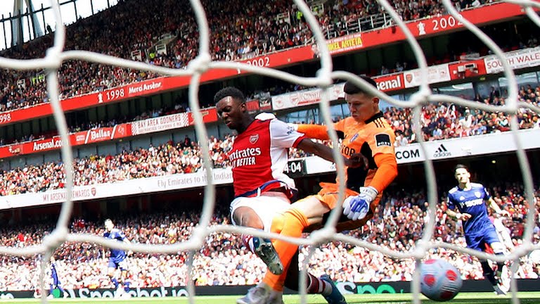 Arsenal có chiến thắng quan trọng trong cuộc đua dự C1 Arsenal có chiến thắng quan trọng trong cuộc đua dự C1