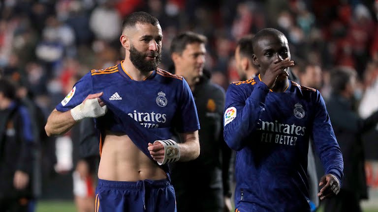 Benzema có được bàn thắng quý hơn vàng ở những phút cuối cùng 