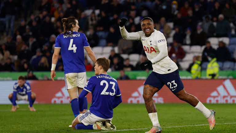 Bergwijn chỉ mất 2 phút để có cho mình cú đúp ấn tượng