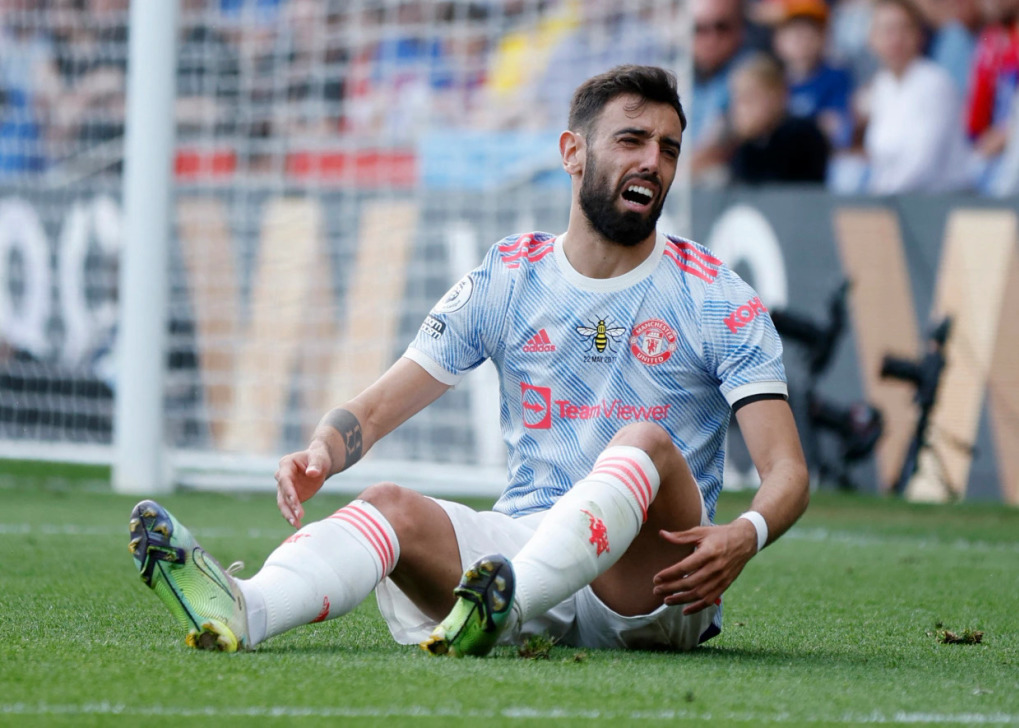 Bruno Fernandes mắc sai lầm trực tiếp trong trận thua trước Crystal Palace Bruno Fernandes mắc sai lầm trực tiếp trong trận thua trước Crystal Palace