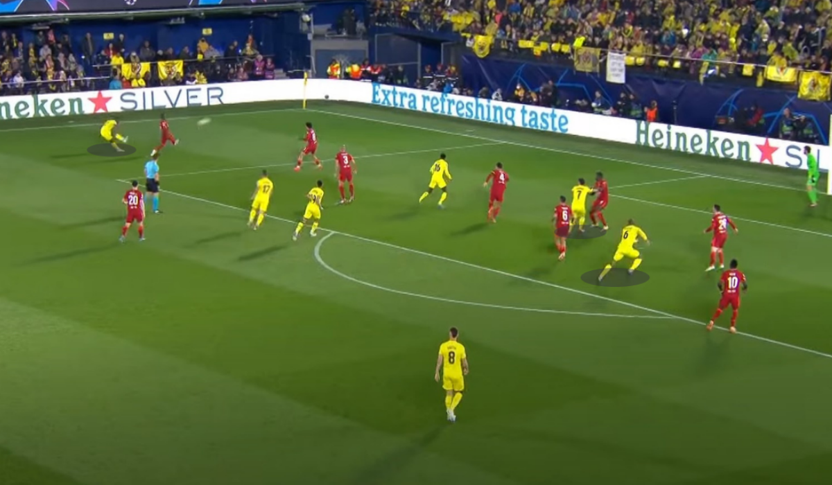 Điểm yếu chết người đến từ hai cánh của Liverpool