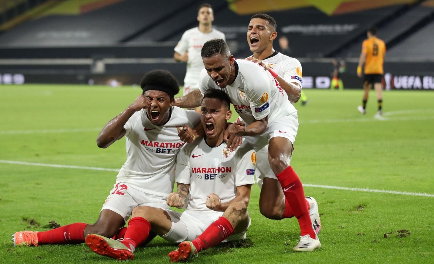 CLB Sevilla đang bay cao trong mùa giải năm nay