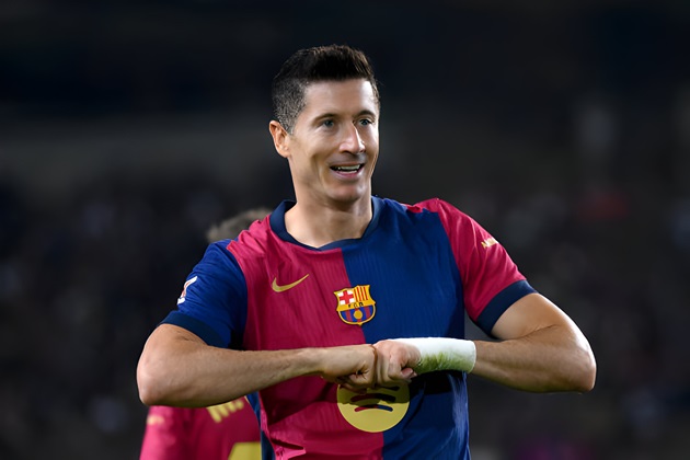Sự hồi sinh rực rỡ của Lewandowski dưới triều đại Hansi Flick tại Barcelona