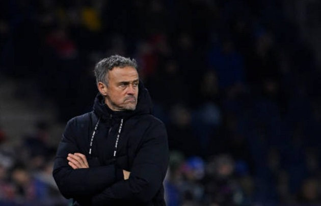 Tương lai bất định của Randal Kolo Muani tại PSG trong bối cảnh ít được trọng dụng