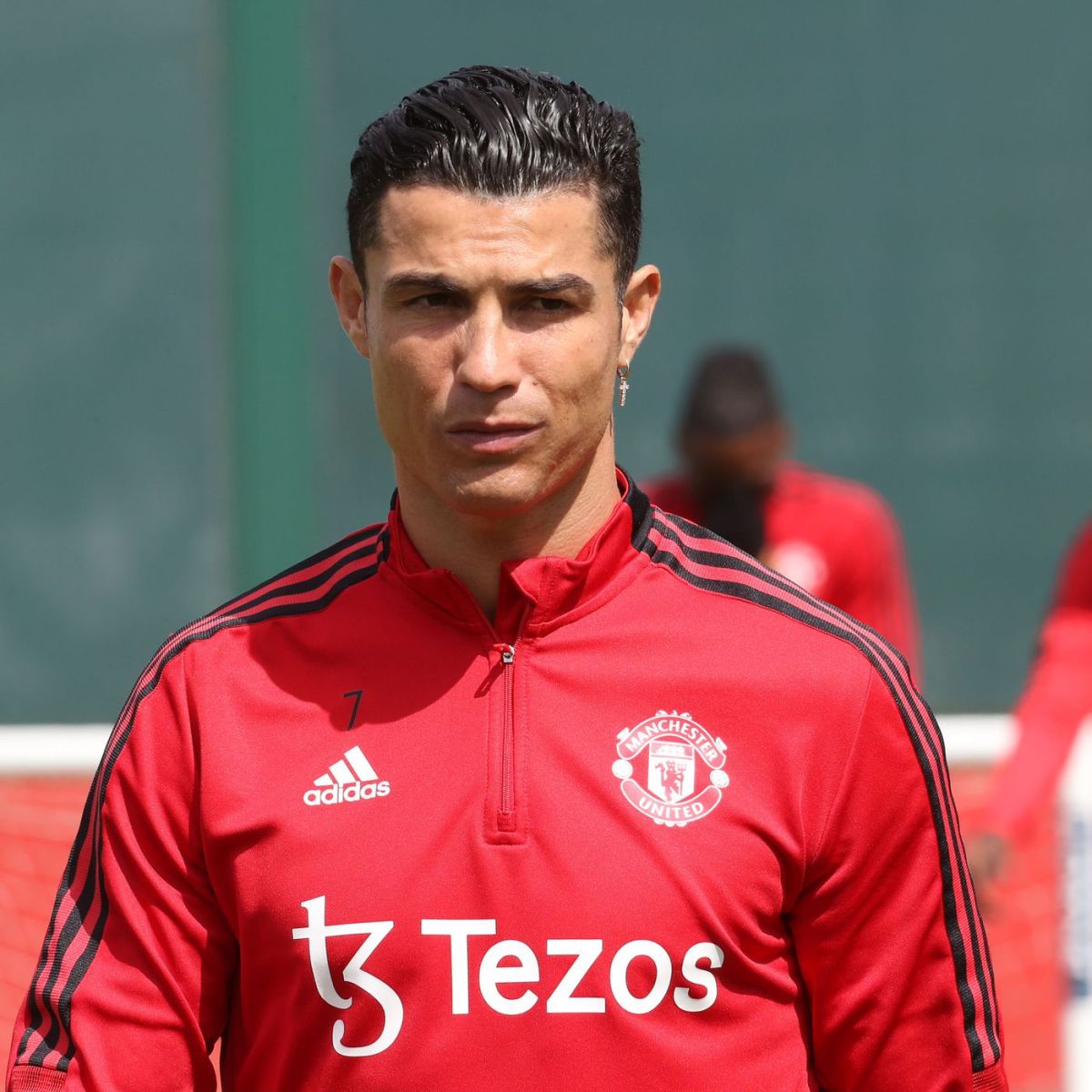 Erik Ten Hag cũng cố gắng thuyết phục Ronaldo ở lại Old Trafford Erik Ten Hag cũng cố gắng thuyết phục Ronaldo ở lại Old Trafford