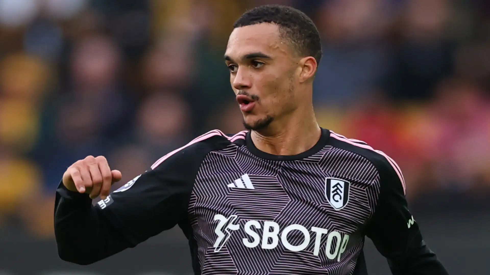 Antonee Robinson Sự bổ sung lý tưởng cho vị trí hậu vệ trái của Manchester United