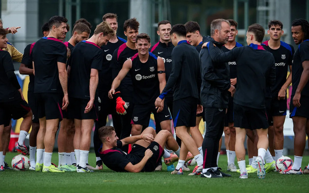 Barca chào đón sự trở lại của các trụ cột sau đợt chấn thương, sẵn sàng cho tuần thi đấu căng thẳng