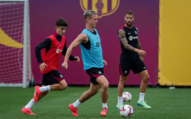 Barca đón tin vui nhưng thận trọng với Dani Olmo và Fermin Lopez