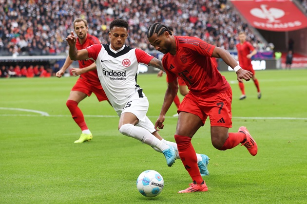 Bayern Munich Tiếp Tục Trượt Dài Không Thắng, Bộc Lộ Vấn Đề Chiến Thuật