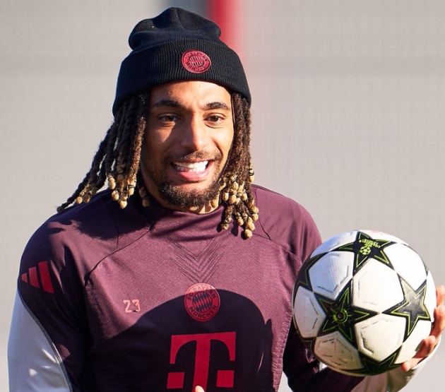 Bộ đôi hậu vệ Bayern Munich Stanisic và Boey sắp tái xuất, tăng cường sức mạnh đội hình