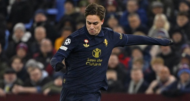 Arsenal đặt tầm ngắm vào sao trẻ Kenan Yildiz trong kỳ chuyển nhượng tháng Giêng