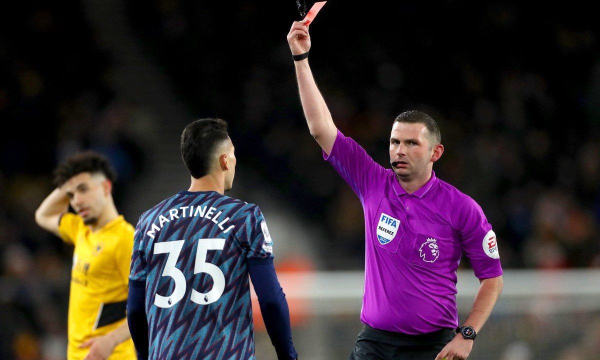 HLV Arteta bất lực về các tình huống nhận thẻ đỏ của các học trò HLV Arteta bất lực về các tình huống nhận thẻ đỏ của các học trò