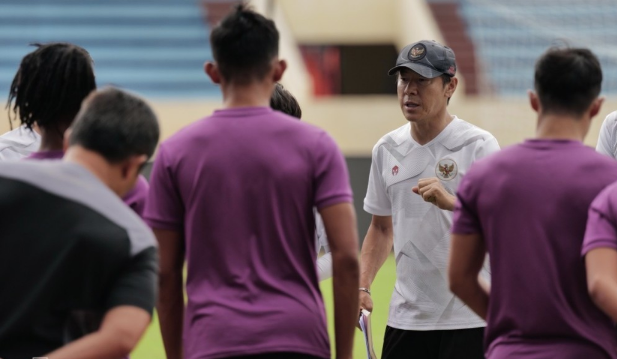 HLV Shin Tae-Yong nhắc nhở học trò với quyết tâm trả đủ món nợ đã vay 