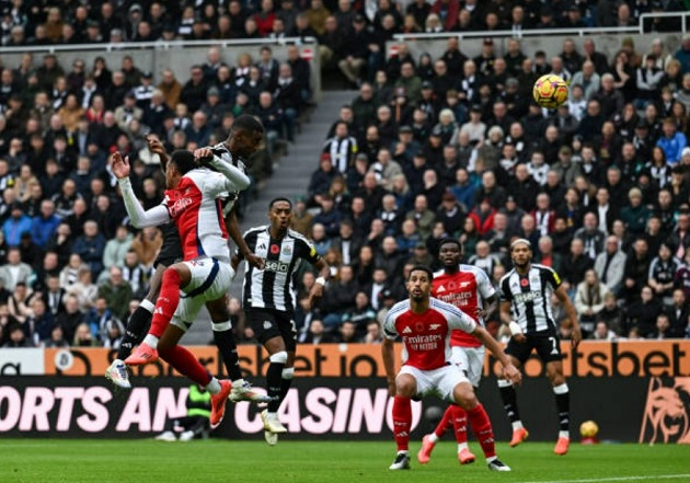Arsenal nhắm đến tiền đạo Randal Kolo Muani của PSG như giải pháp 