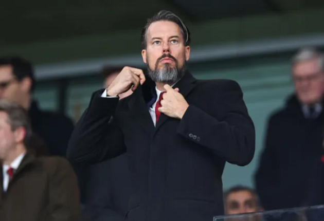 Sự ra đi của Edu Gaspar Arsenal đối mặt với xáo trộn nhưng vẫn giữ vững triết lý