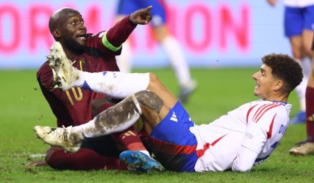 Bóng đen đeo bám Lukaku, Bỉ khổ sở đón năm 2024 u ám