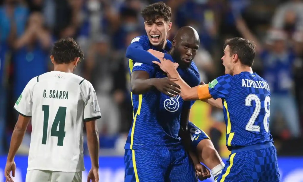 Lukaku là người giúp Chelsea có được bàn thắng dẫn trước