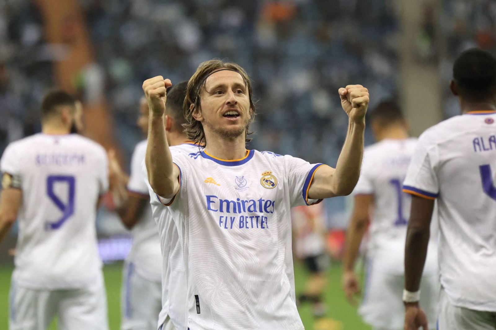 Một mình Modric đã khiến cho tuyến giữa của PSG hoàn toàn tắt điện