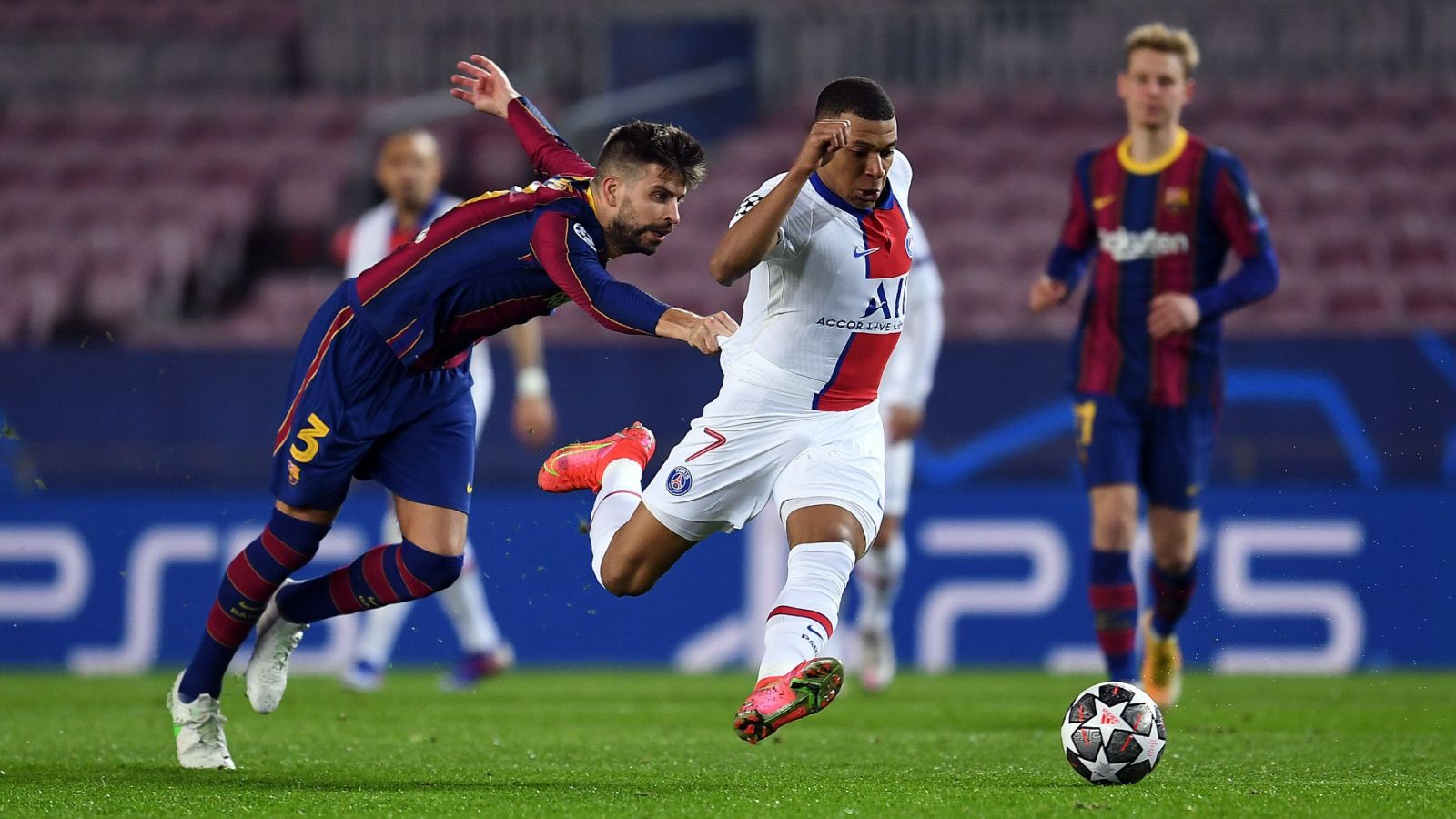 Mbappe đã đánh sập pháo đài Camp Nou Mbappe đã đánh sập pháo đài Camp Nou