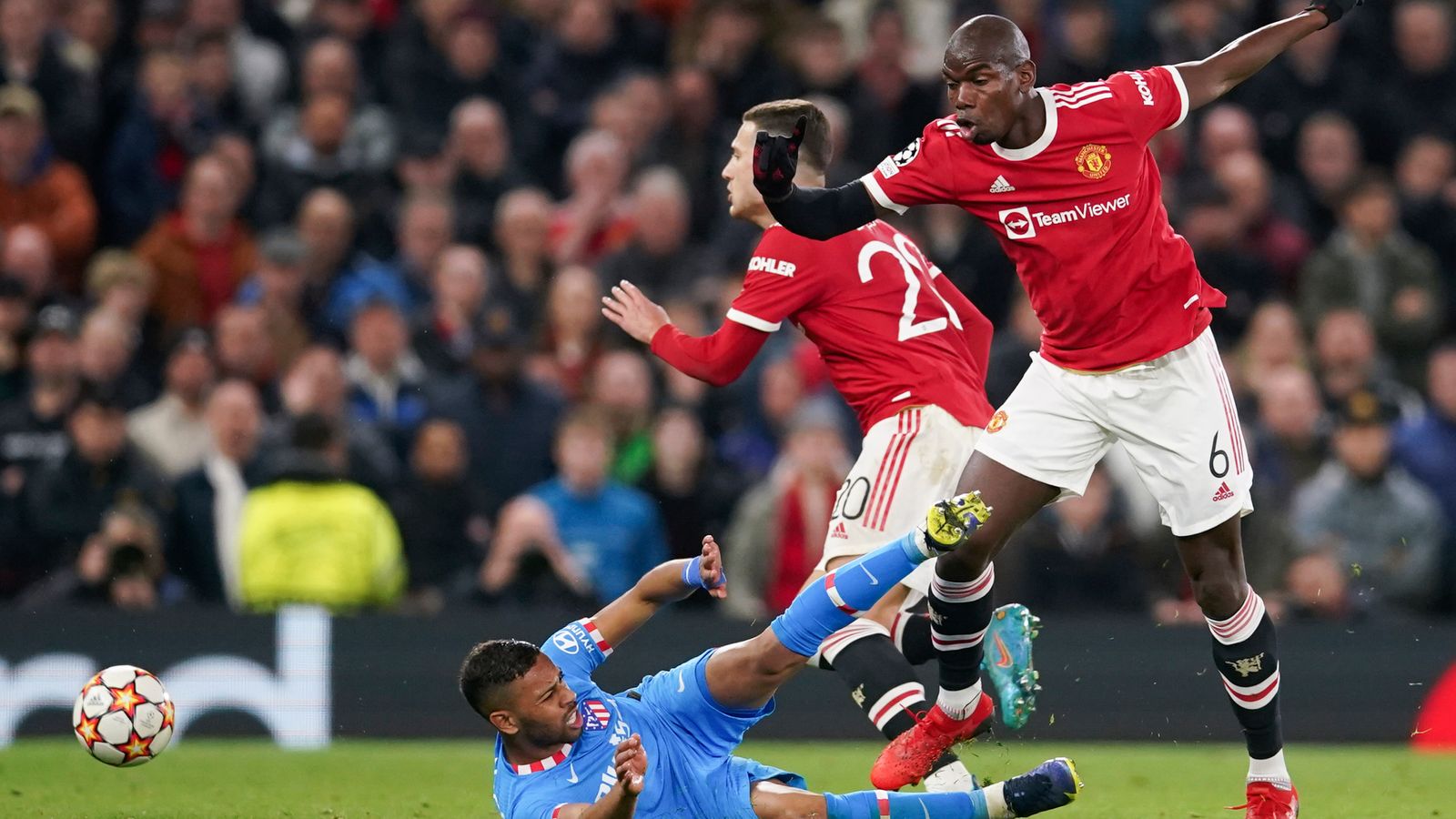 Nhà riêng của Paul Pogba đã bị đột nhập sau trận thua trước Atletico Madrid