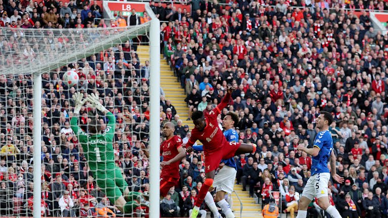 Origi tiếp tục trở thành thần tài cho CLB Liverpool 