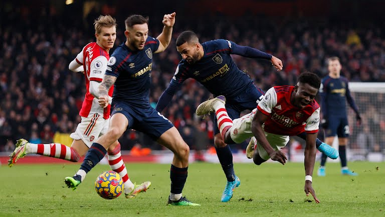 Pháo Thủ đã không thể dành trọn 3 điểm trước Burnley