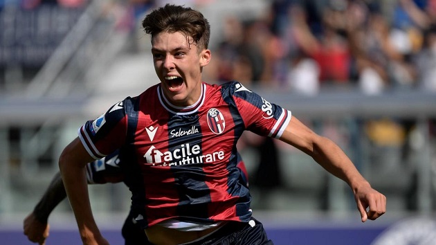 Pháo Thủ cũng đang đẩy nhanh tiến độ trong thương vụ với hậu vệ trái Bologna Pháo Thủ cũng đang đẩy nhanh tiến độ trong thương vụ với hậu vệ trái Bologna