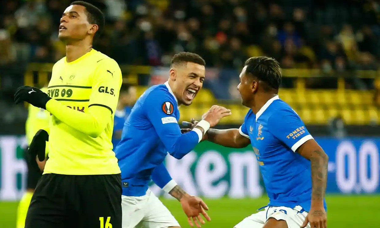 Rangers đã tận dụng rất tốt sai lầm đến từ các cầu thủ áo vàng đen