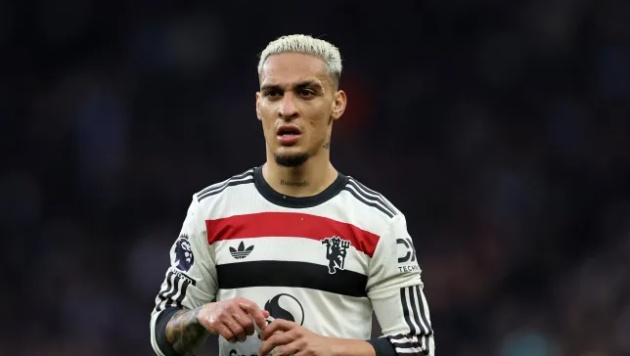 Antony có thể ra đi trong kỳ chuyển nhượng tháng 1 khi Manchester United mở cửa cho việc chuyển nhượng dưới dạng cho mượn