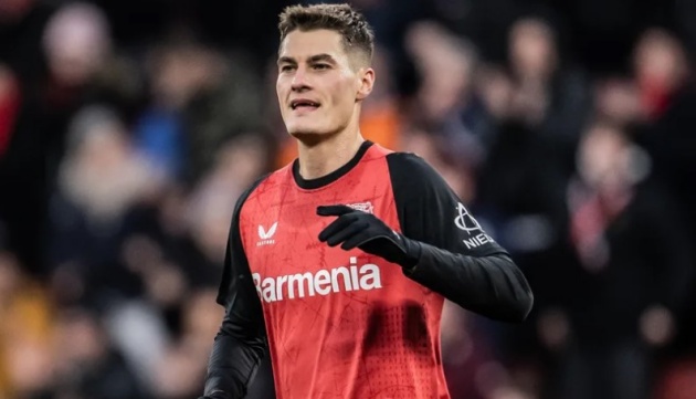 Cú Hattrick Của Schick và Tỏa Sáng Của Xhaka Đem Về Chiến Thắng Ngược Dòng Cho Leverkusen