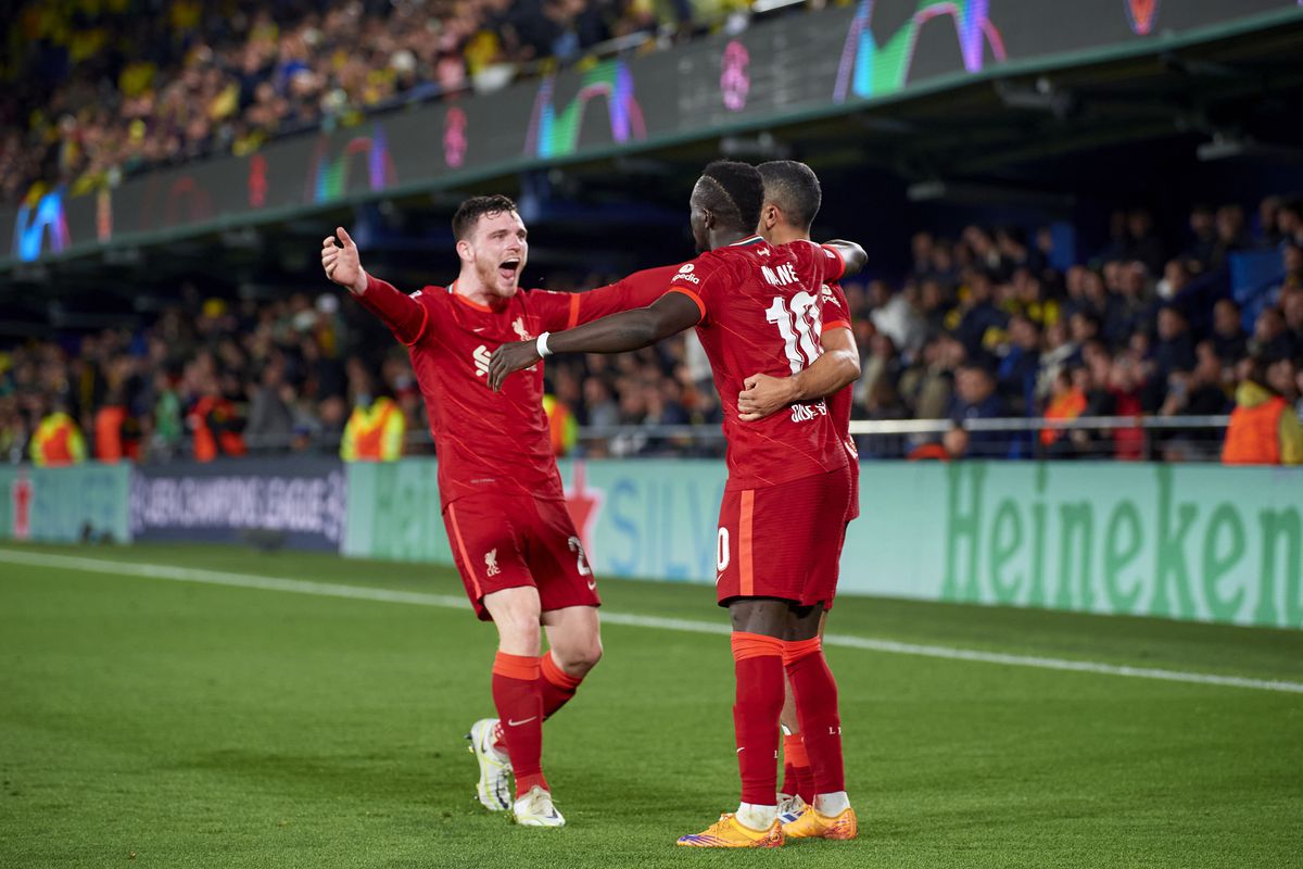 Liverpool vượt qua đối thủ với tổng tỷ số 5-2