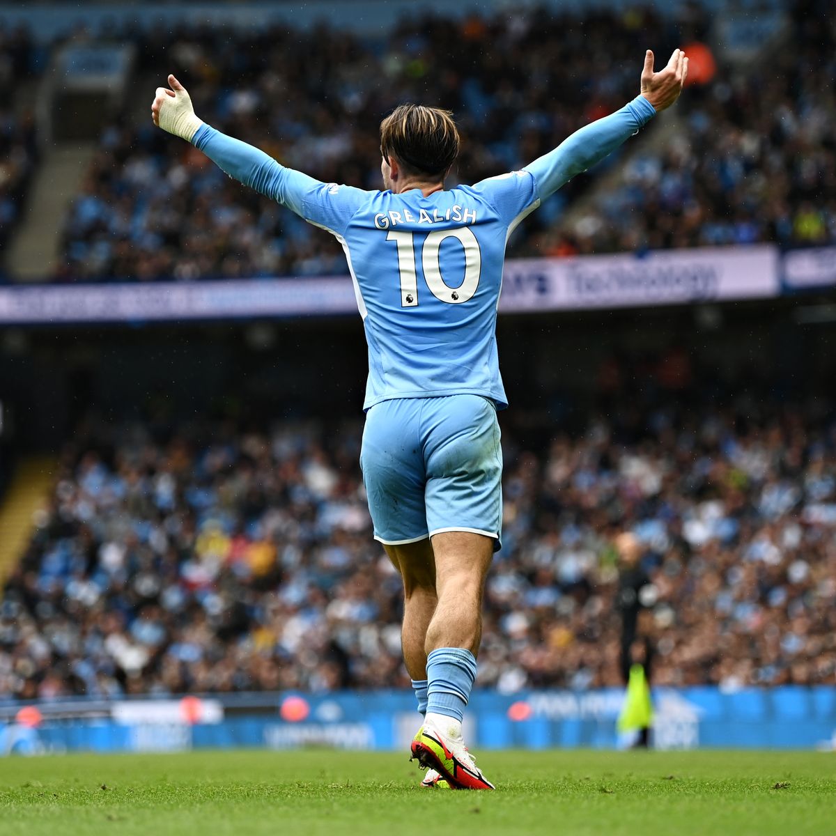 Tiền đạo người Anh chỉ mới đóng 3 bàn thắng và 3 đường kiến tạo cho nửa xanh thành Manchester