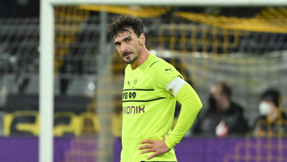 Trung vệ người Đức không hài lòng về cách chơi của Dortmund hiện tại 