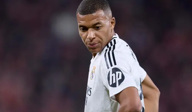 Real Madrid lao dốc phong độ bất ngờ tại La Liga