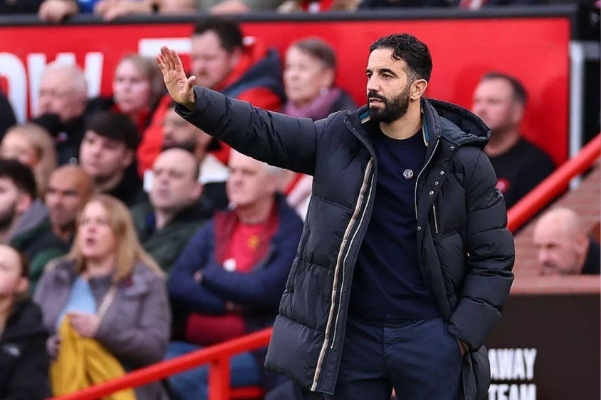 Cơn bão sắp đến Huấn luyện viên Amorim cảnh báo về hành trình đầy thử thách của Manchester United
