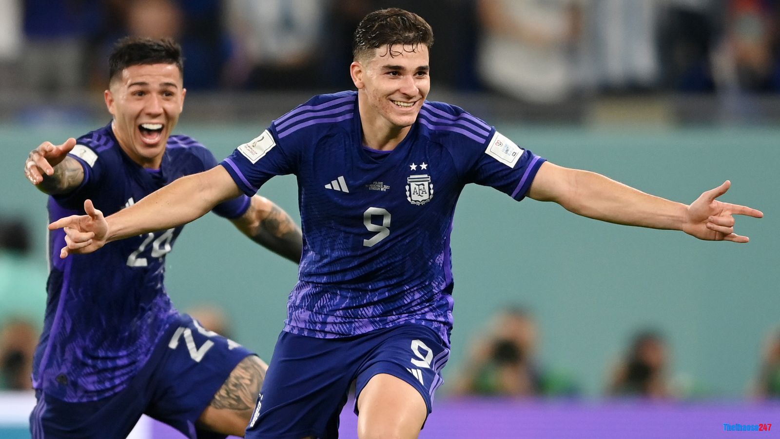 Argentina bước tiếp với tài năng của 2 ngôi sao trẻ 