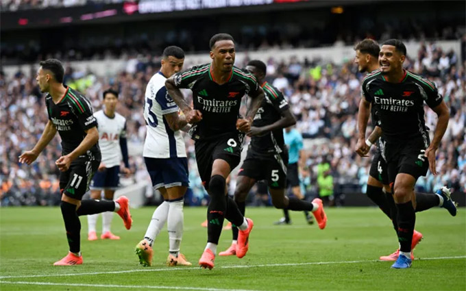 Vô hiệu hóa chiến thuật phạt góc của Arsenal Bí quyết đánh bại Pháo thủ trên không