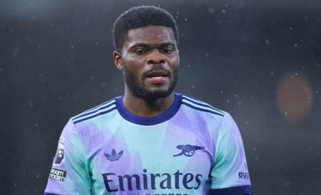 Arsenal đối mặt nguy cơ mất trắng Thomas Partey vào năm 2025 nếu không gia hạn hợp đồng