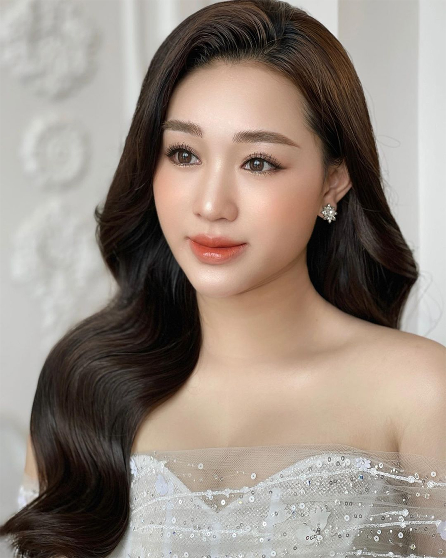 bạn gái Hồ Tấn Tài