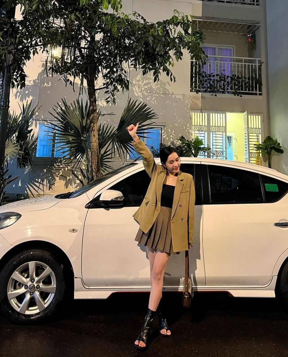 bạn gái Hồ Tấn Tài