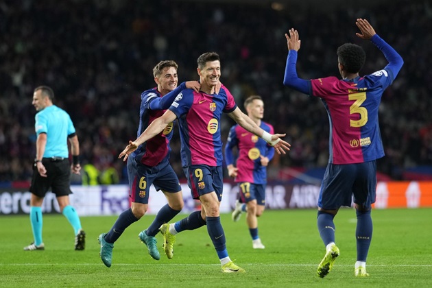 Sức mạnh tấn công khủng khiếp Barcelona bứt phá trên mọi mặt trận