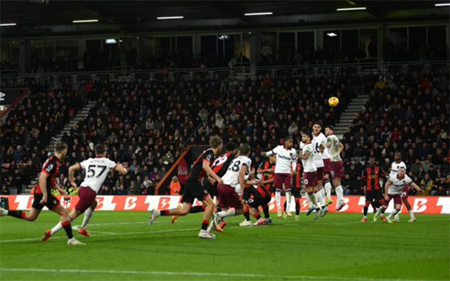 Bournemouth và West Ham Chia Điểm Thót Tim trong Trận Cầu Sôi Nổi