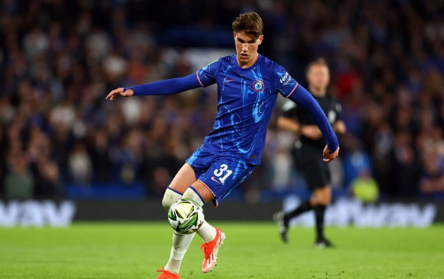 Cesare Casadei đối mặt tương lai bất định tại Chelsea, Milan quan tâm