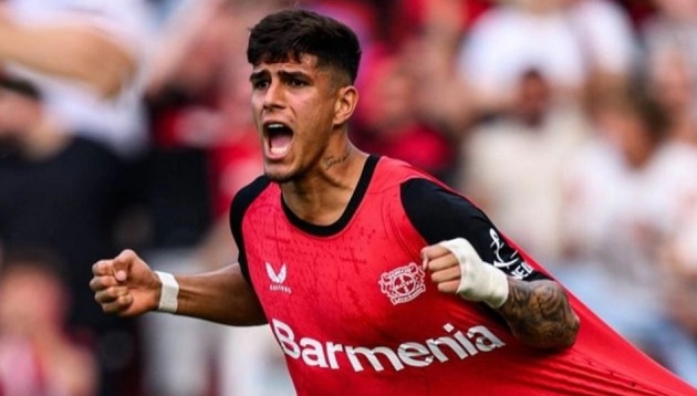 Chelsea để mắt đến Piero Hincapie trong nỗ lực tăng cường cánh trái hàng phòng ngự