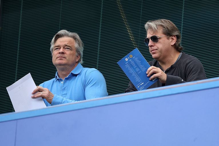 Đây được xem là phát súng đầu tiên dưới triều đại của ông chủ người Mỹ Đây được xem là phát súng đầu tiên dưới triều đại của ông chủ người Mỹ